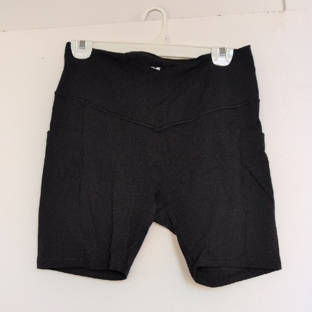 Popflex Active Crisscross Shorts With Pockets